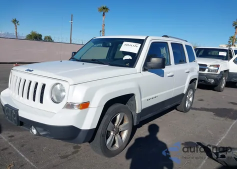 2013 Jeep Patriot Limited z USA, uszkodzony, nr VIN 1C4NJPCB9DD255379